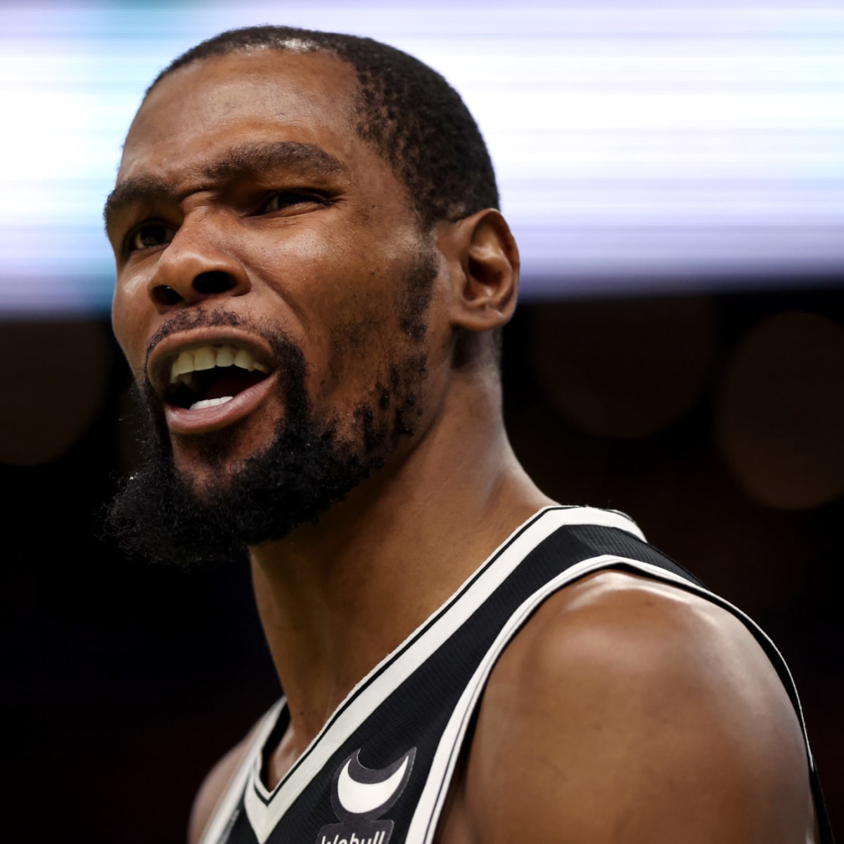 Suns star Kevin Durant gives sweet 2-word response to idea of Seattle  expansion