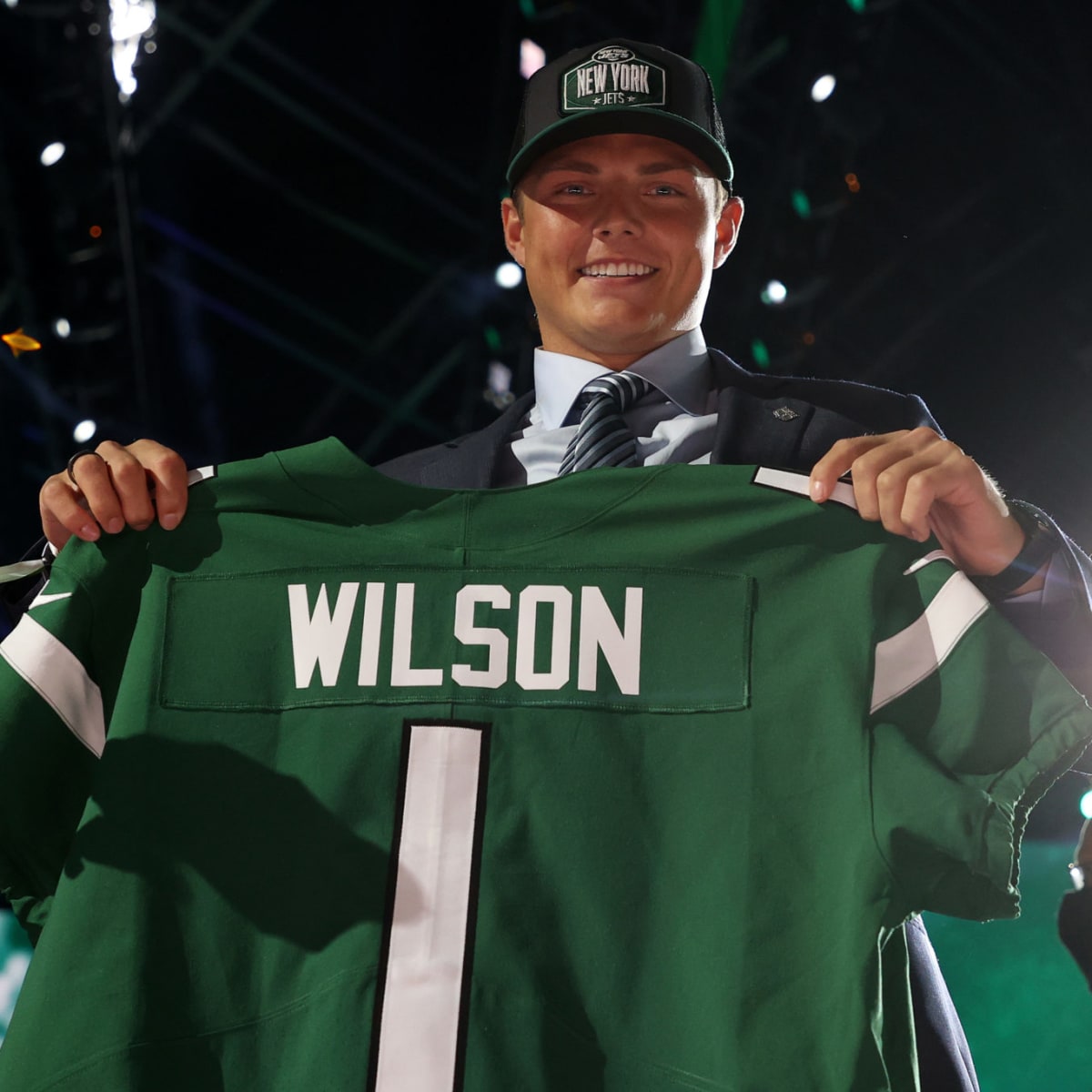 NFL World Reacts To Final Decision On Zach Wilson - The Spun: What's  Trending In The Sports World Today