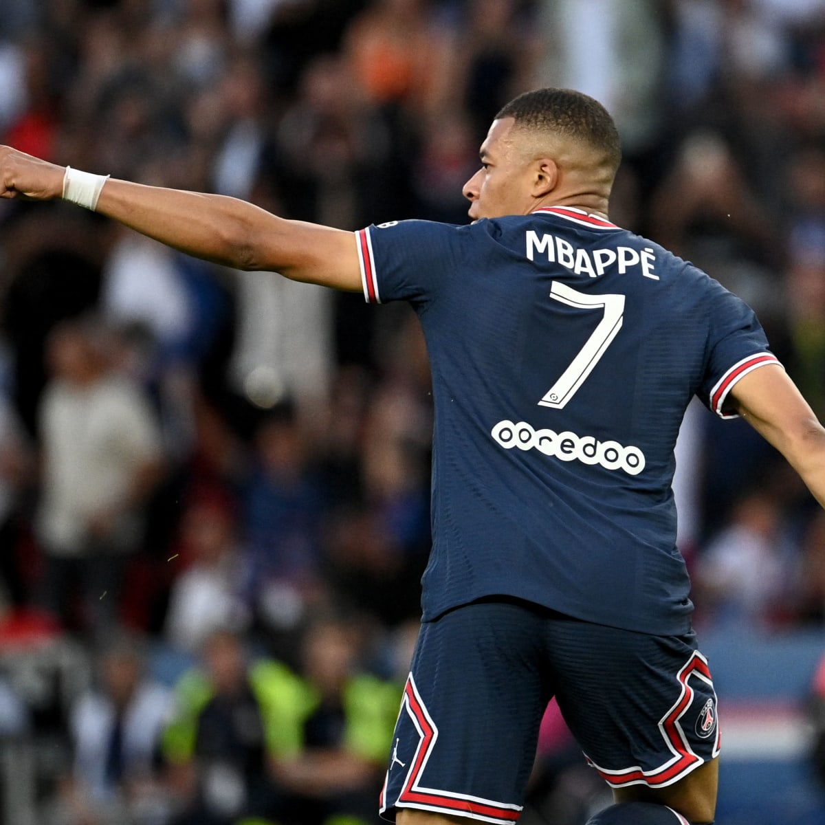 PSG Reportedly Offer Kylian Mbappe Highest Ever $1.1 Billion Contract