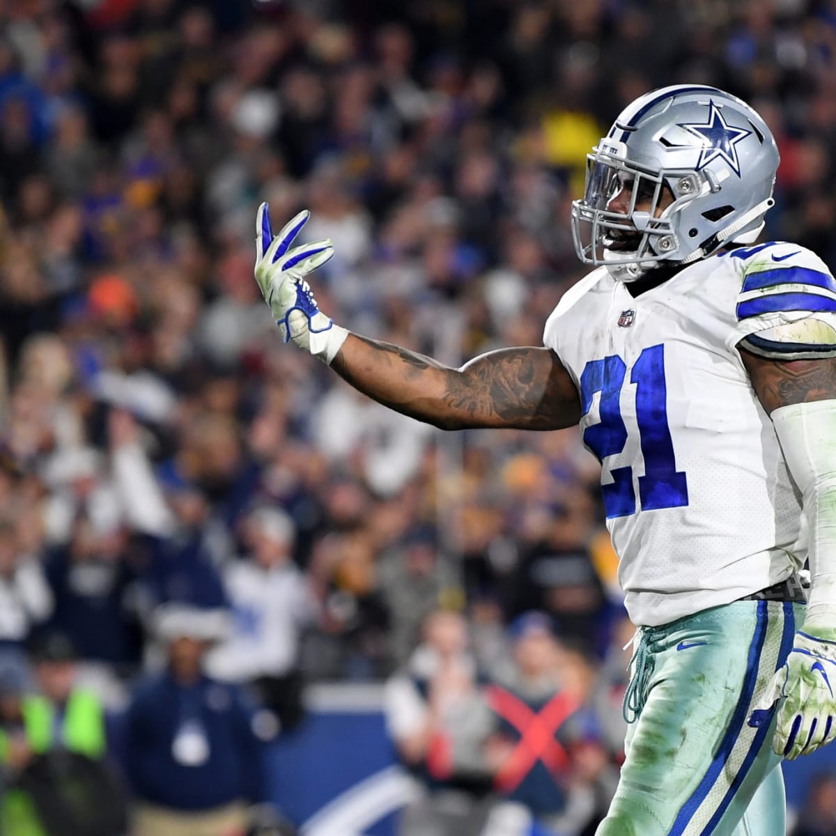 ESPN - Breaking: The Dallas Cowboys and Ezekiel Elliott are officially  parting ways and he will now be a free agent, a source told Adam Schefter.