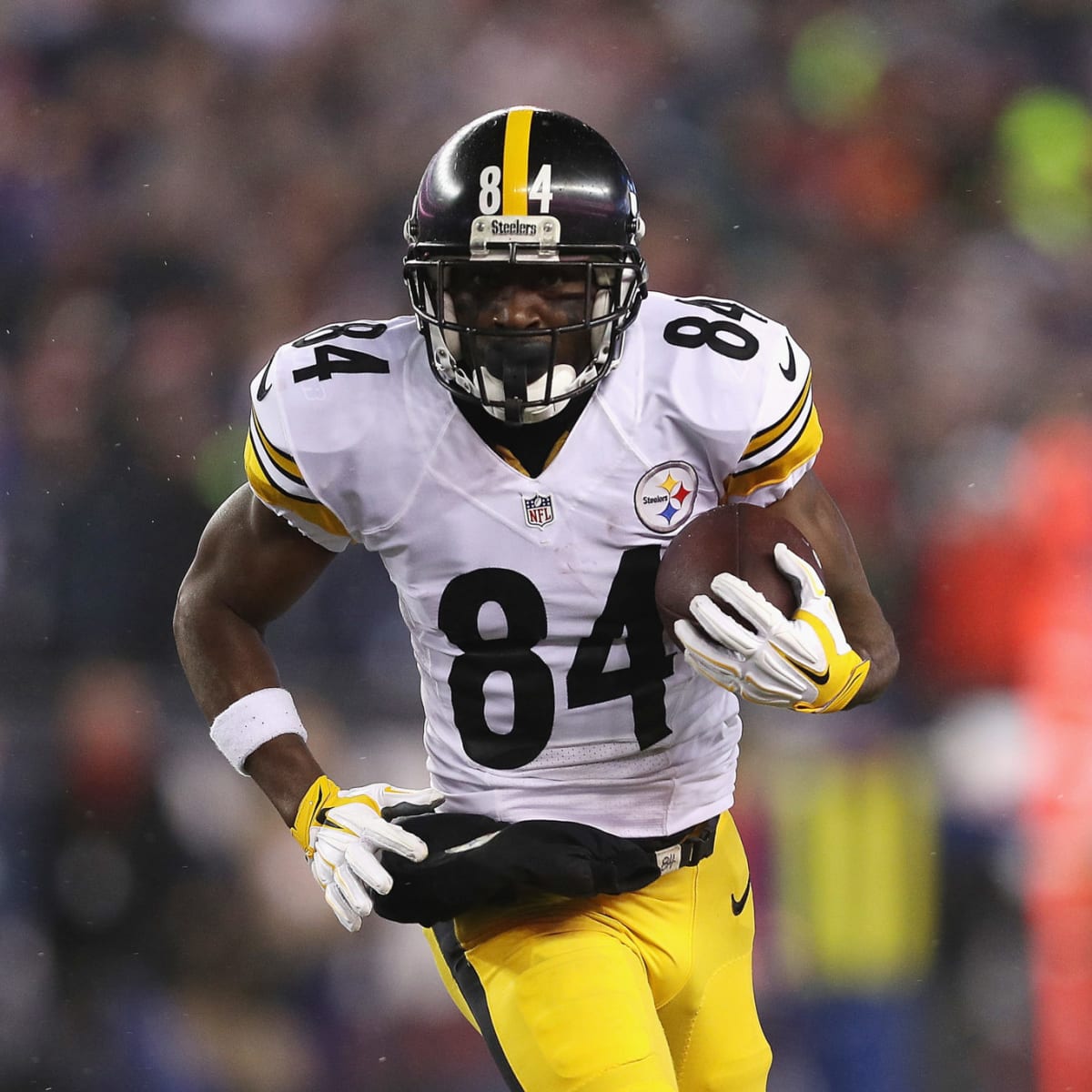Steelers Give Away Antonio Brown's Number To Undrafted Rookie - The Spun:  What's Trending In The Sports World Today