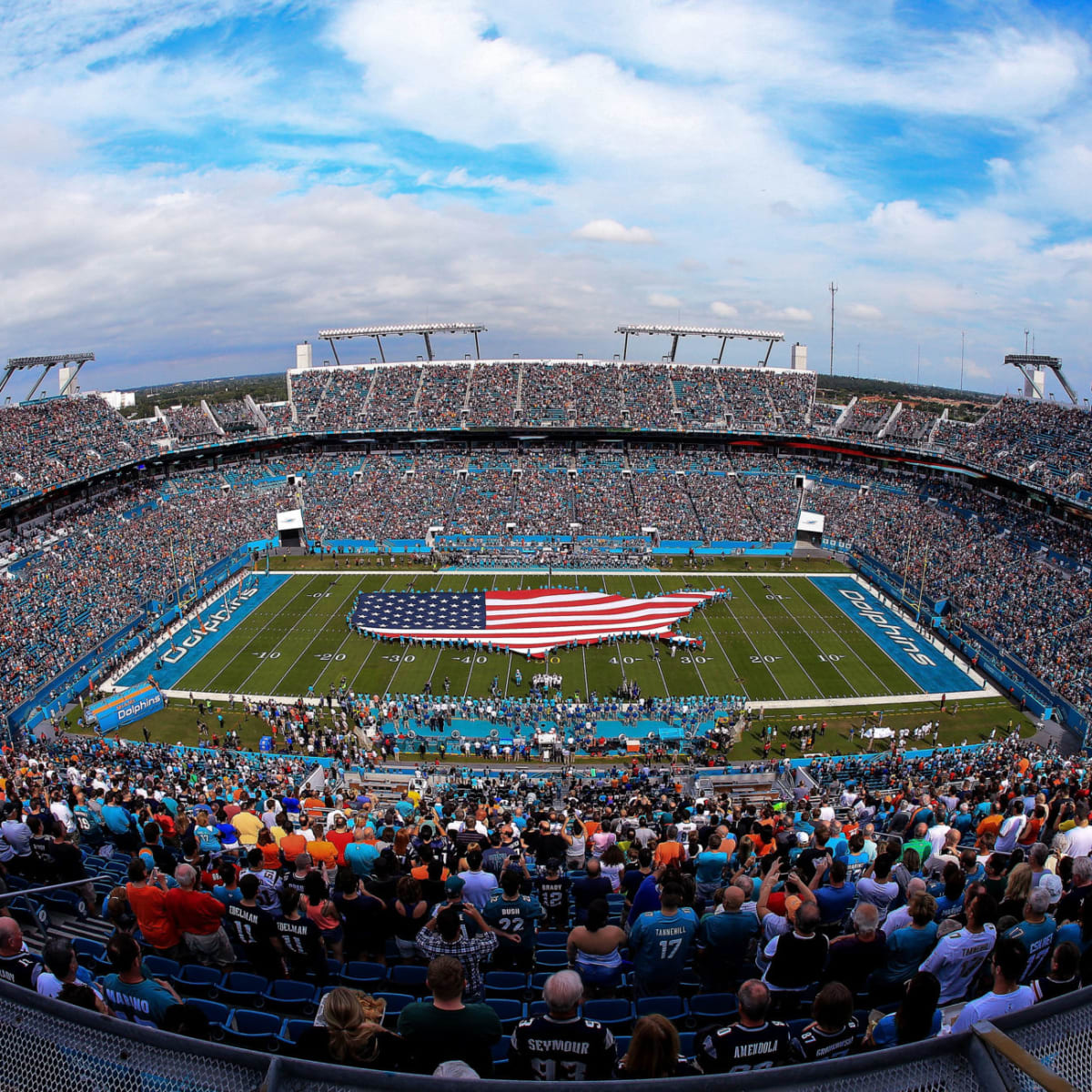 Miami Dolphins to admit 13,000 fans for NFL opener in 'risky' plan