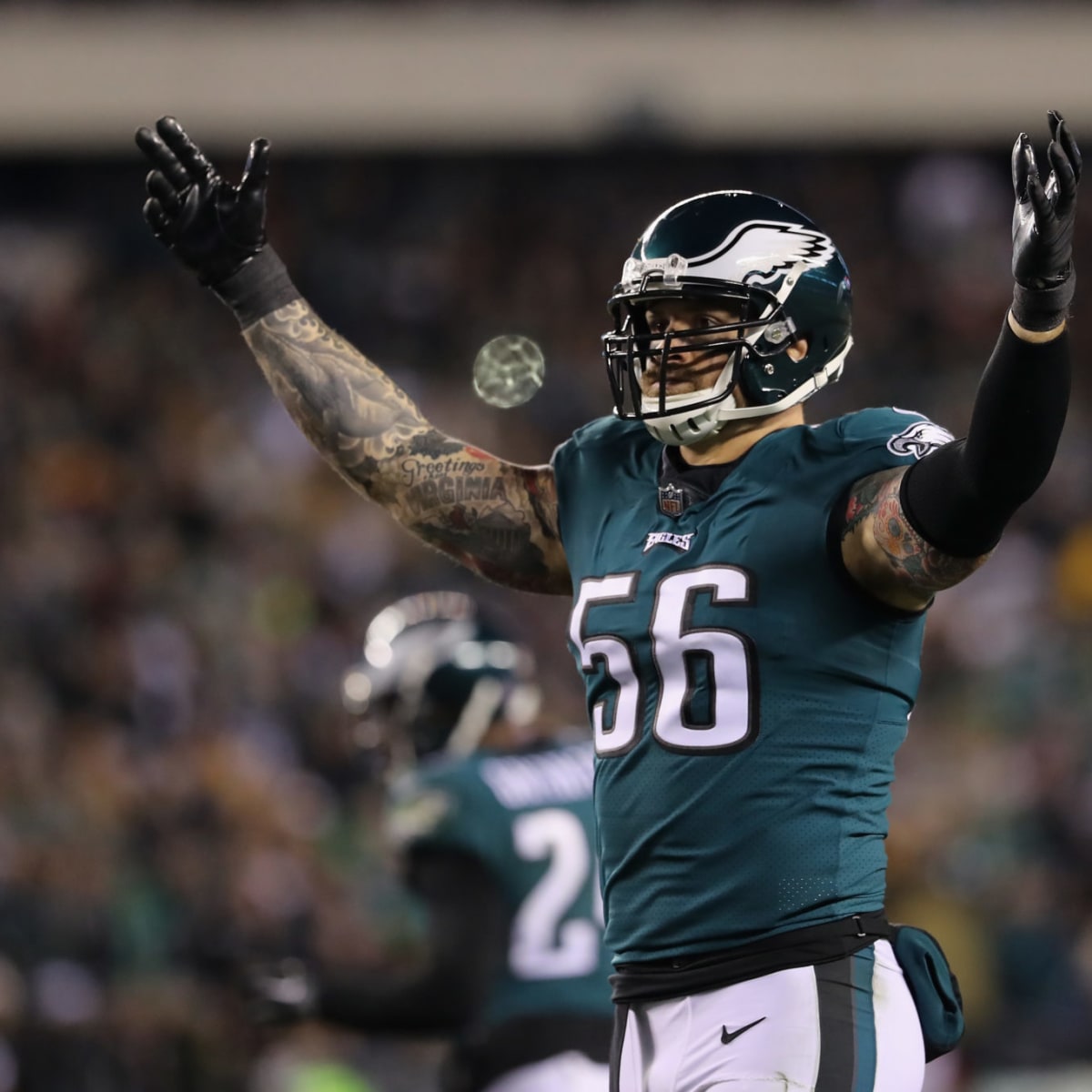 Former Eagles DE Chris Long announces retirement