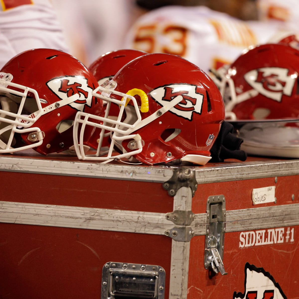 Chiefs president won't rule out alternate helmets: 'Definitely