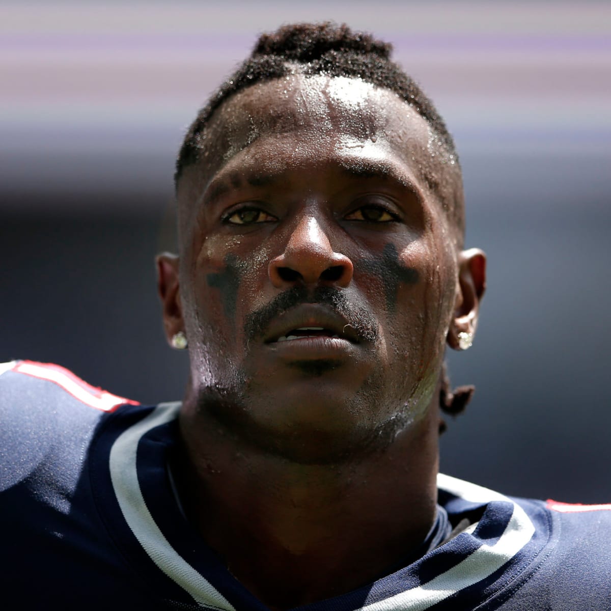 Antonio Brown apologizes to New England Patriots, owner Robert Kraft