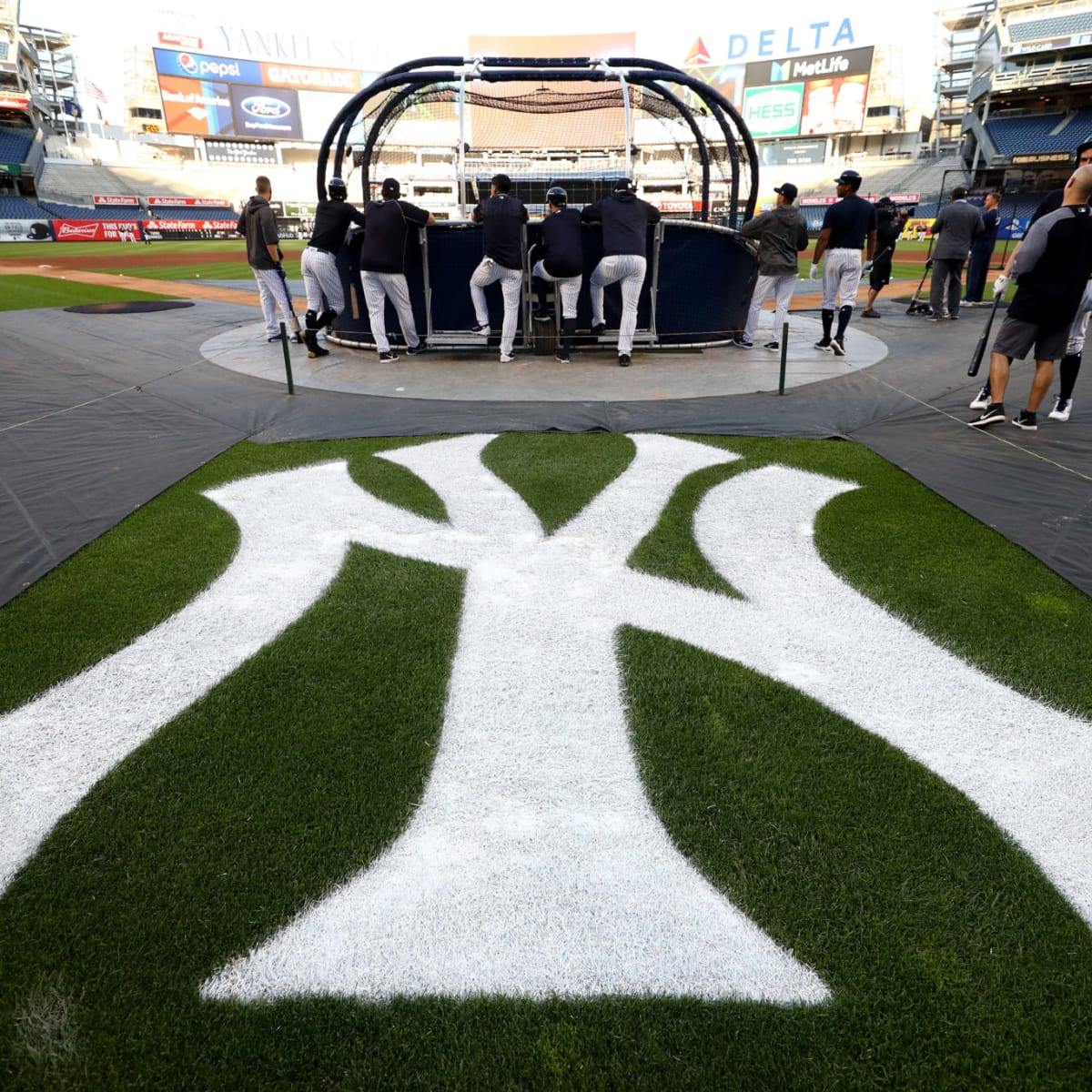 Report Tonights Yankees Game Is Now Up In The Air