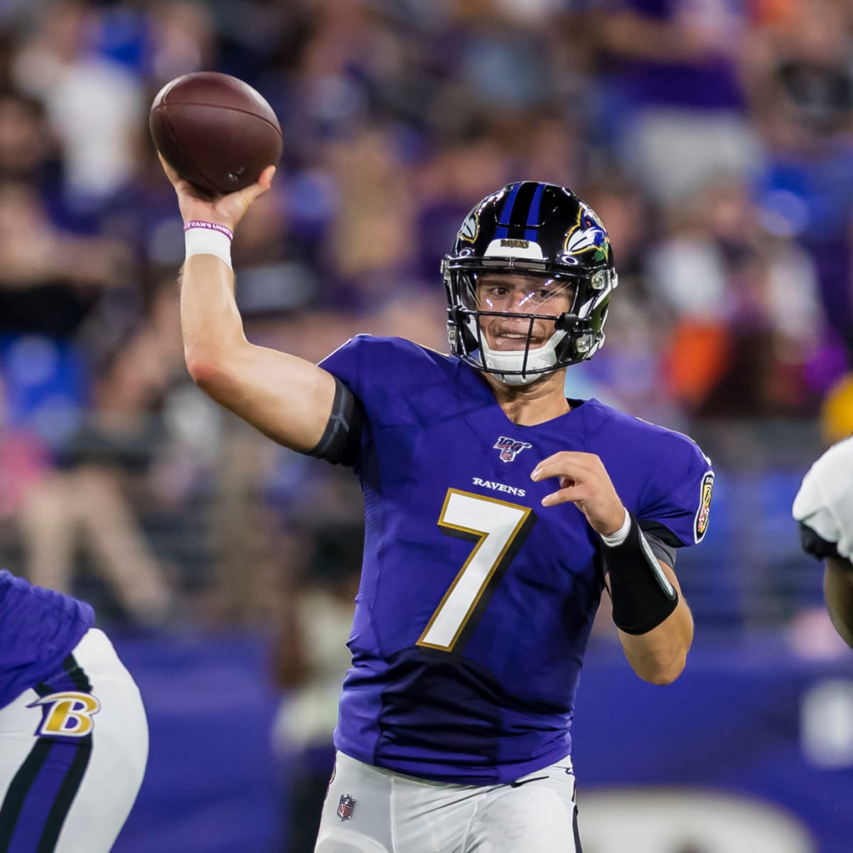 Arizona Cardinals Announce Quarterback Signing - The Spun: What's Trending  In The Sports World Today