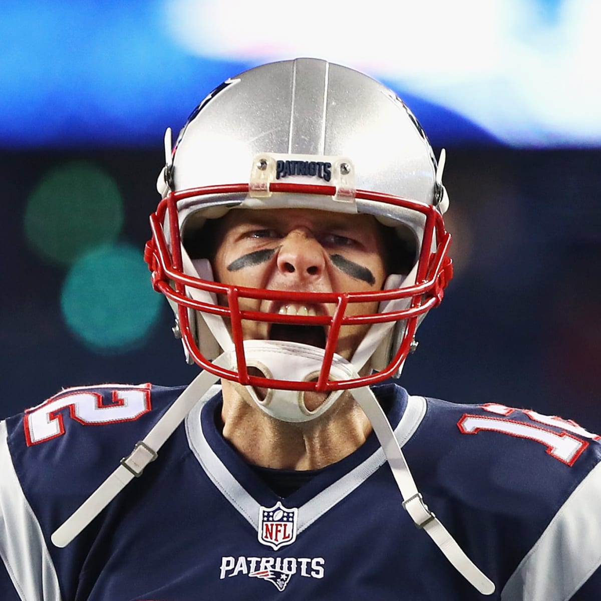Tom Brady's reaction to Patriots honor, Gillette Stadium return