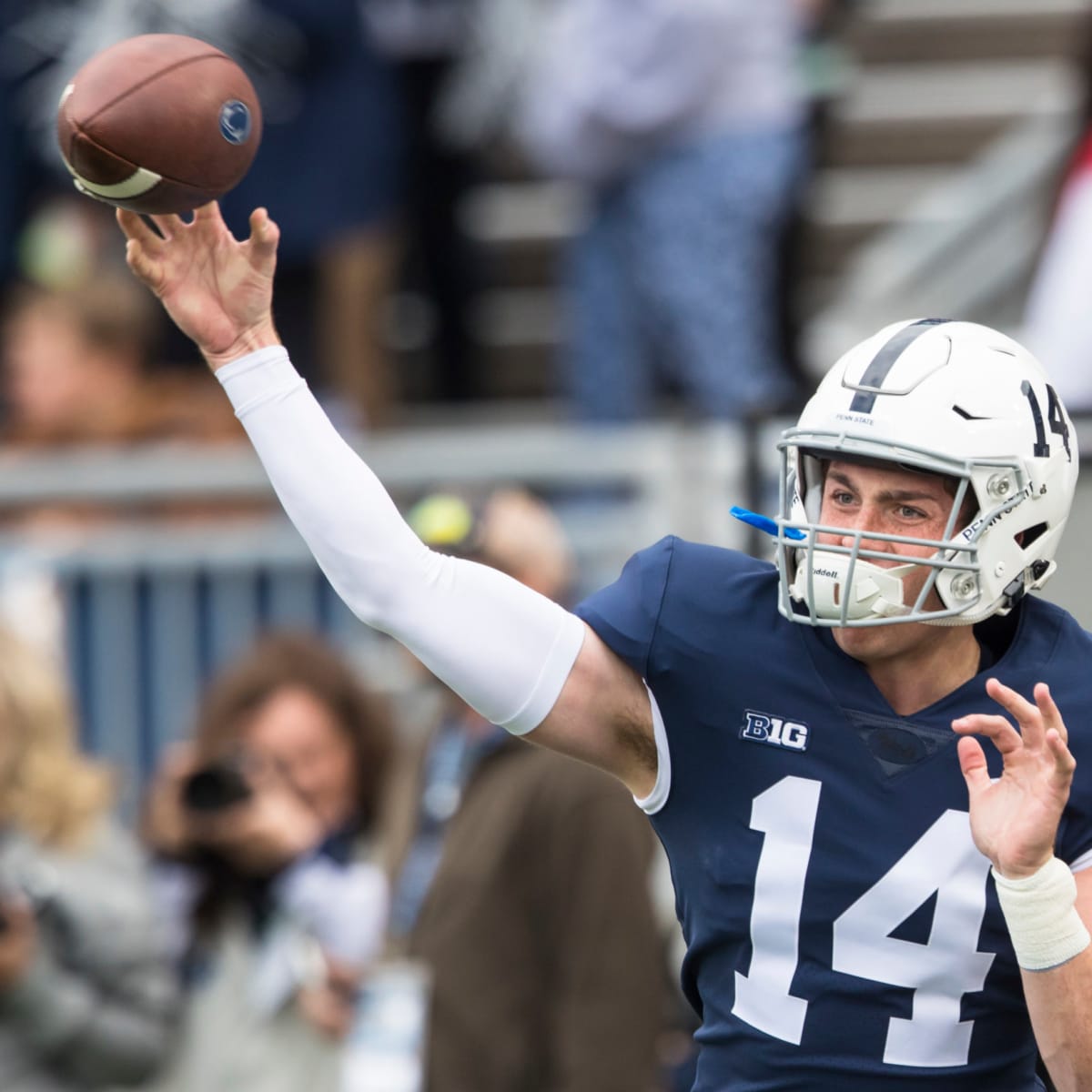 The moment's not too big for him': Former PSU QB Sean Clifford