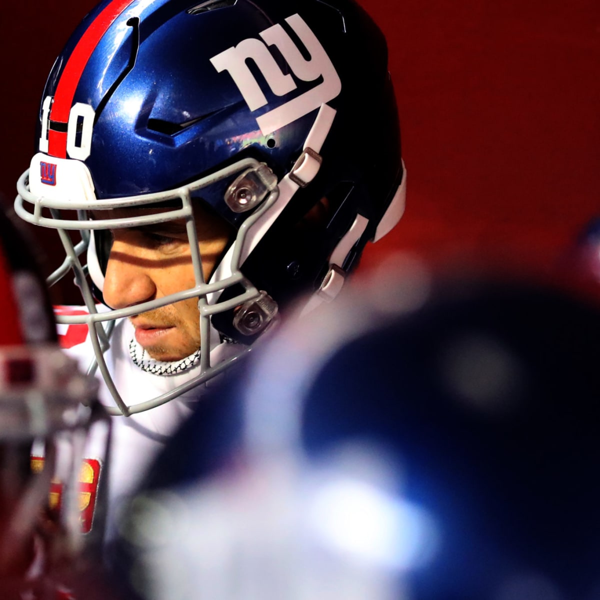 New York Giants bench Eli Manning, name Daniel Jones starting quarterback