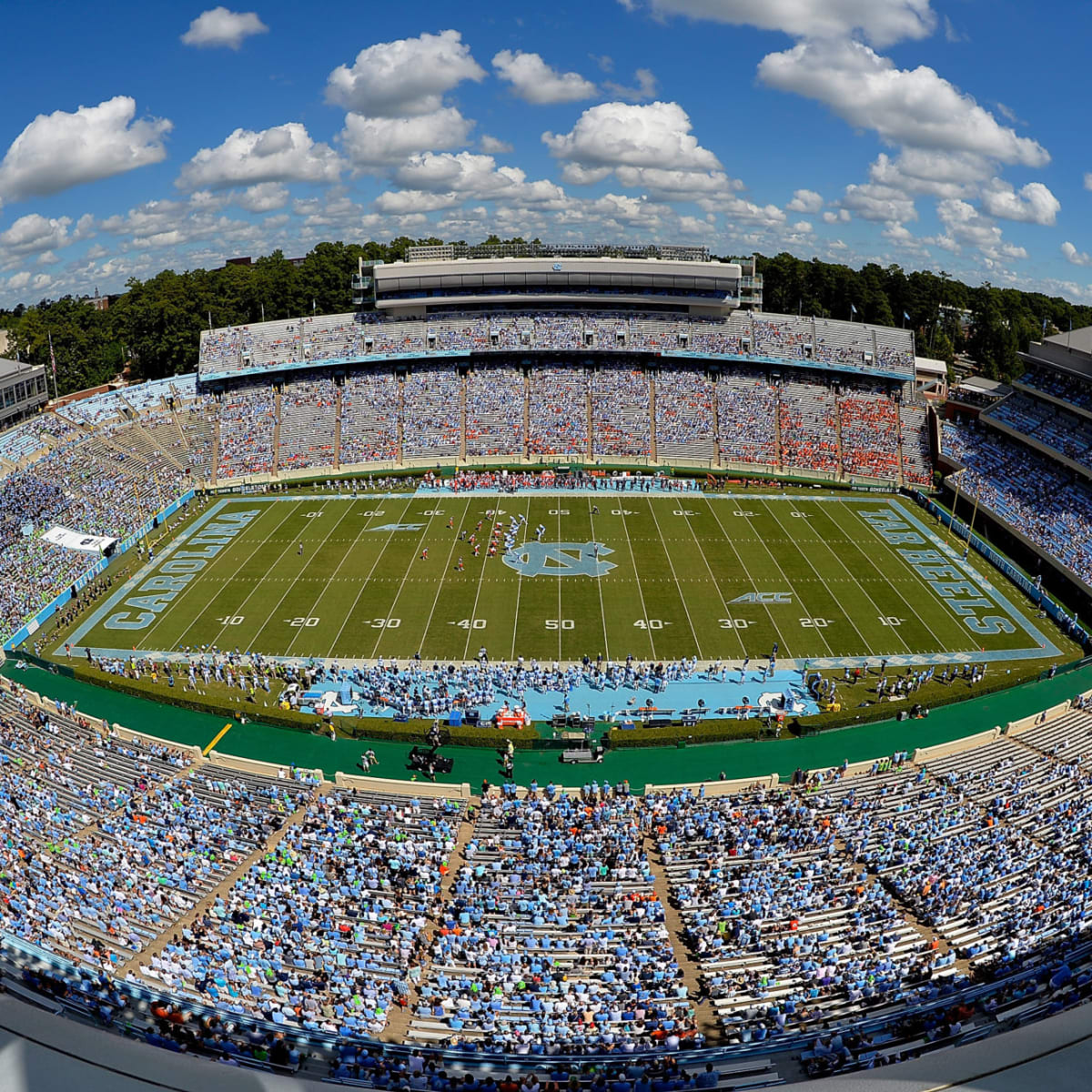 football games happening today