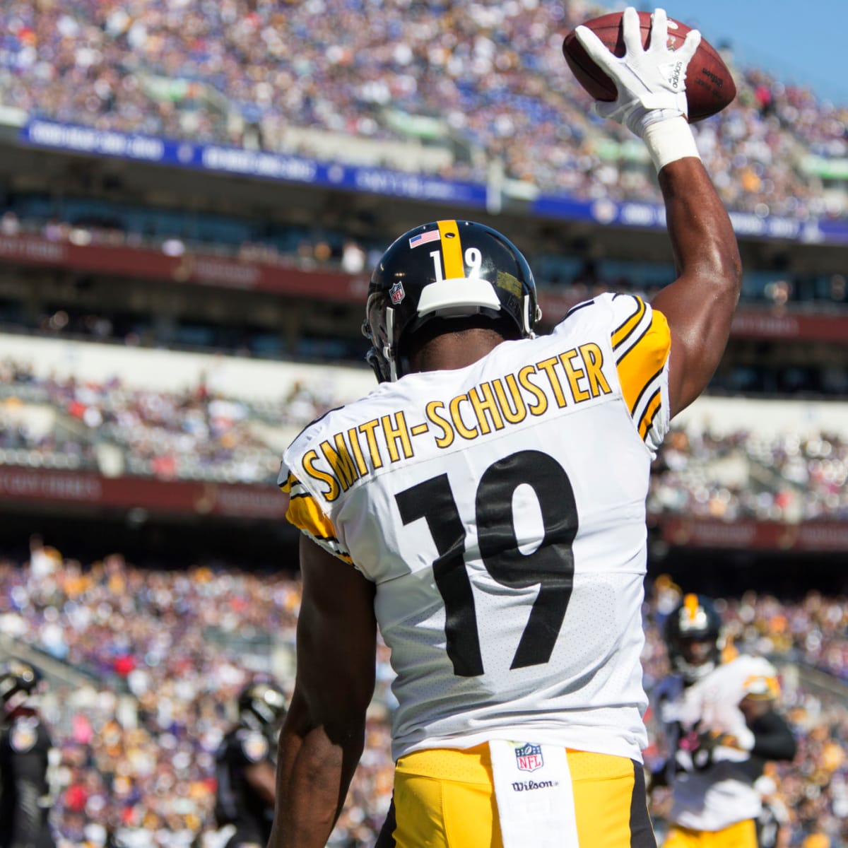 Steelers WR Smith-Schuster out vs. Bills