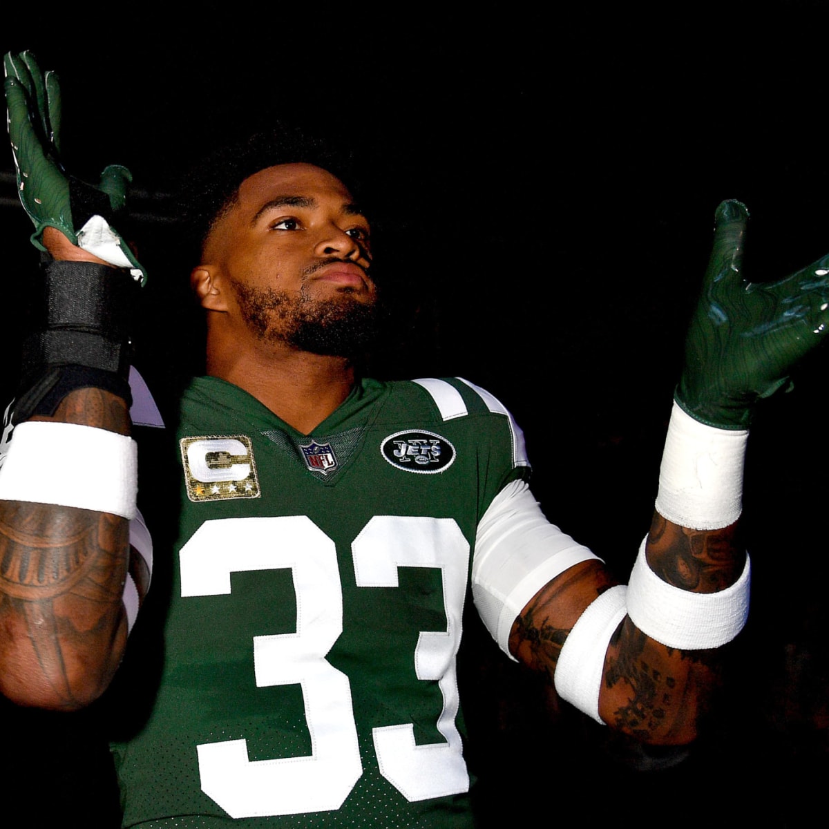 Jets Star Jamal Adams Has Message For QB Jake Fromm - The Spun