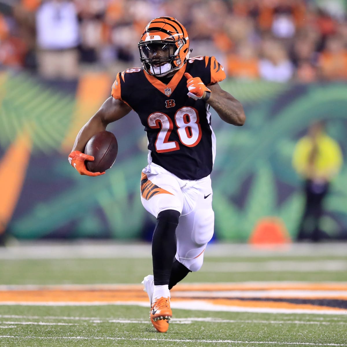 Look: Bengals Running Back Has A Warning For The NFL - The Spun: What's  Trending In The Sports World Today