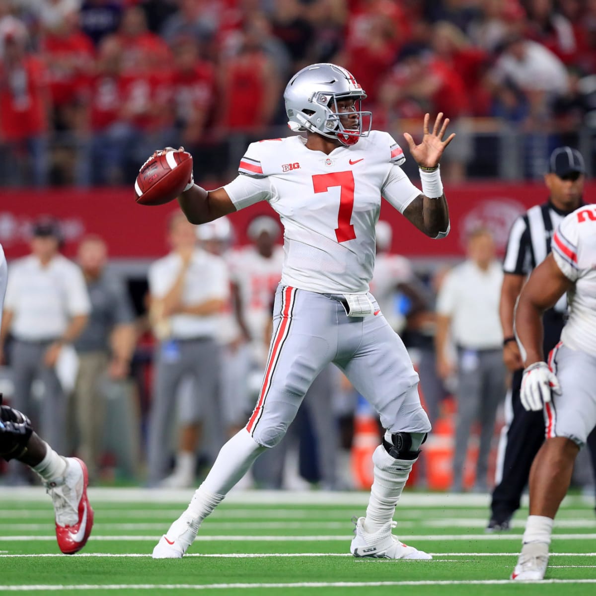 Redskins Pick QB Dwayne Haskins Jr., Bullis '16 in First Round