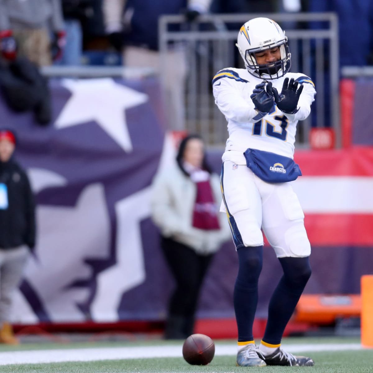 Los Angeles Chargers wide receiver Keenan Allen (13) celebrates