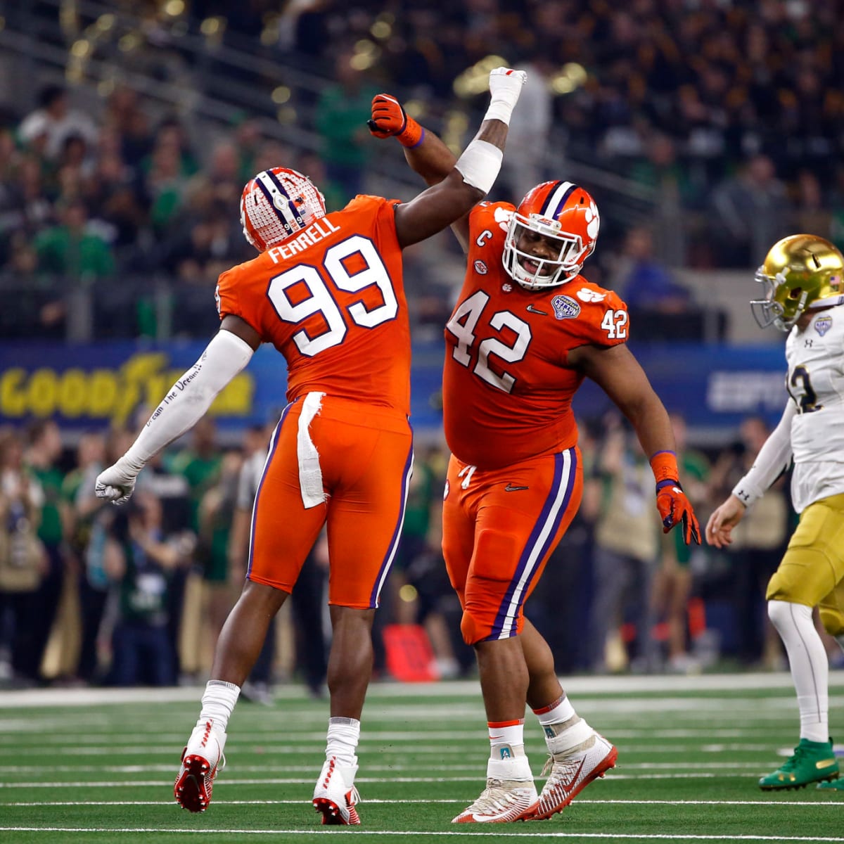 Raiders defensive end Clelin Ferrell (99) celebrates a sack with