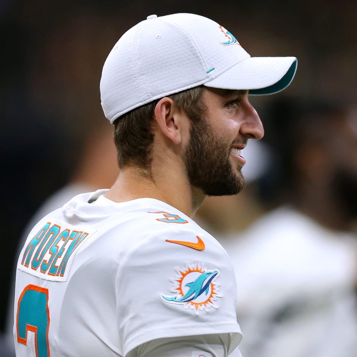 QB Josh Rosen to start for Dolphins against Cowboys - The Boston Globe