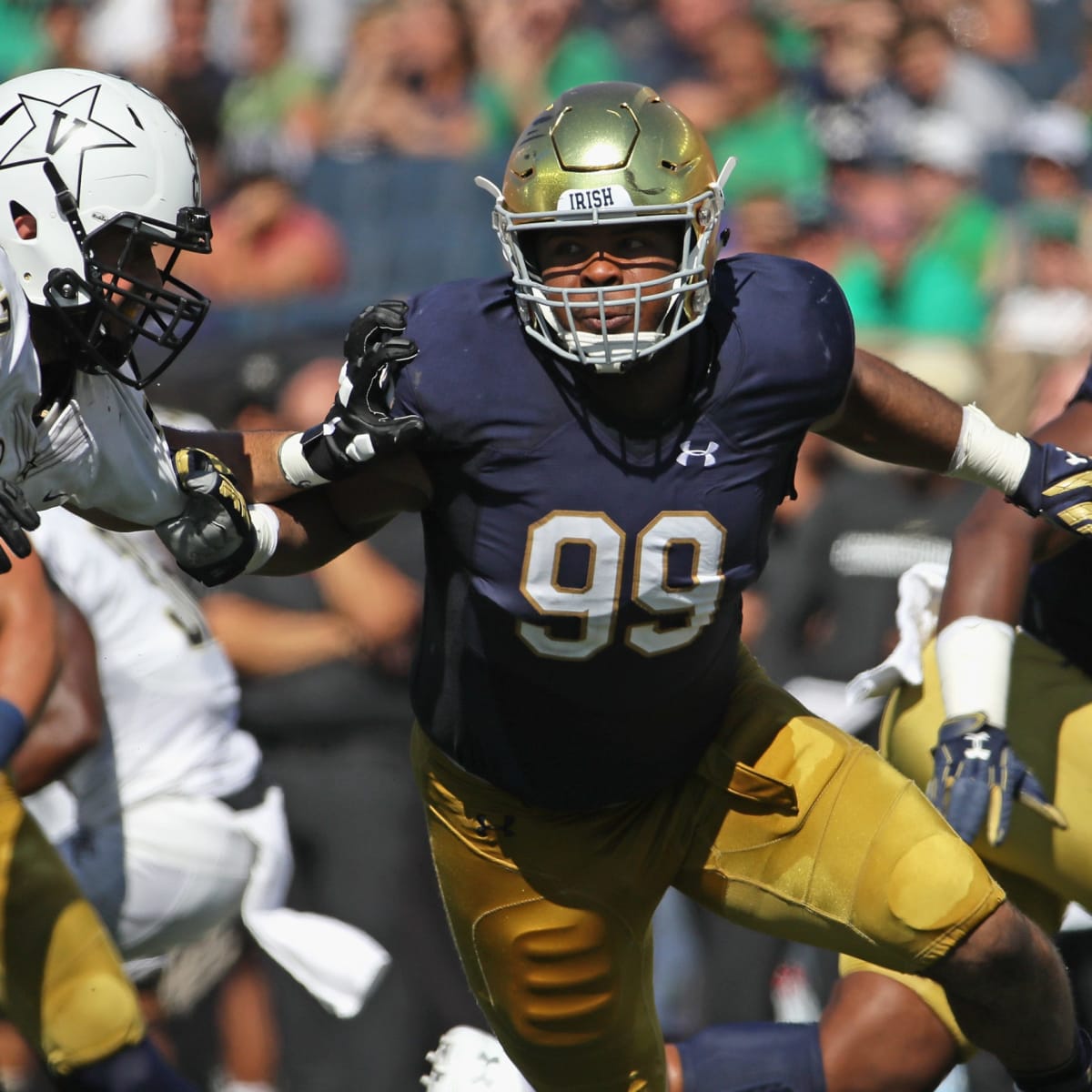 Former Irish DT Jerry Tillery could be first round pick in NFL Draft