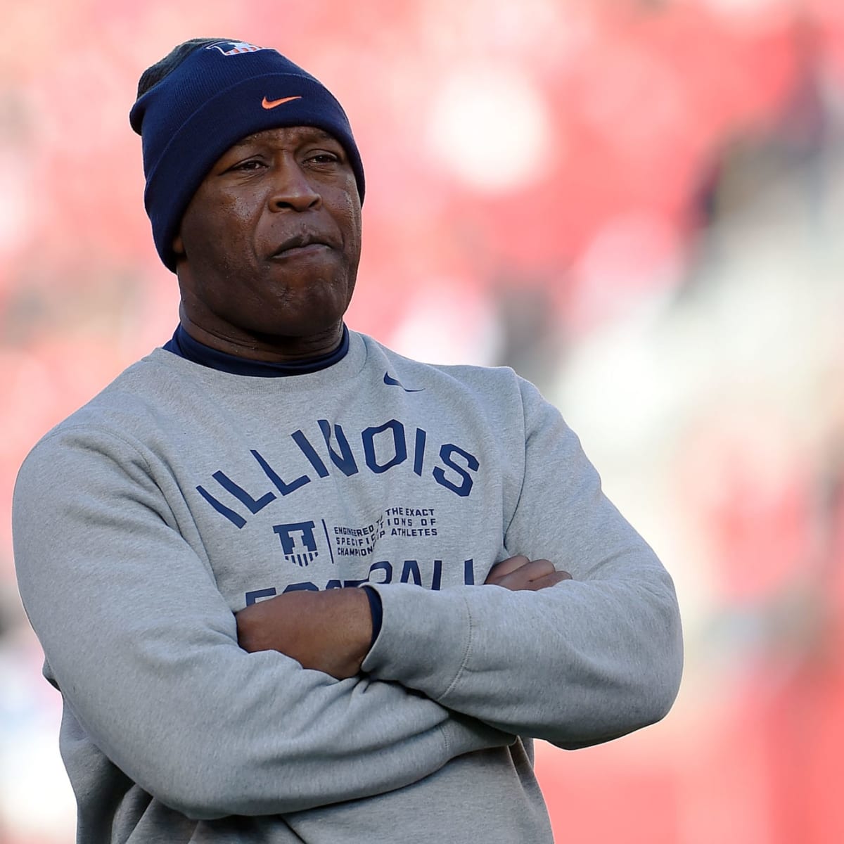 Illinois fans giddy about Lovie Smith, but industry is skeptical