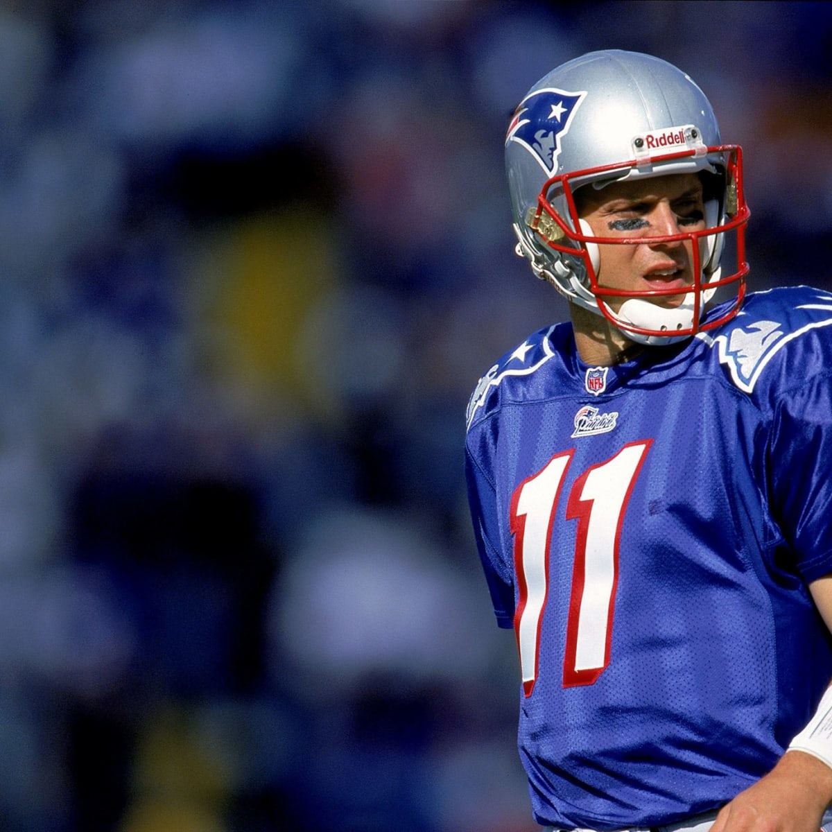 Today in Pro Football History: 2001: Tom Brady Replaces Injured Drew  Bledsoe at QB for Patriots