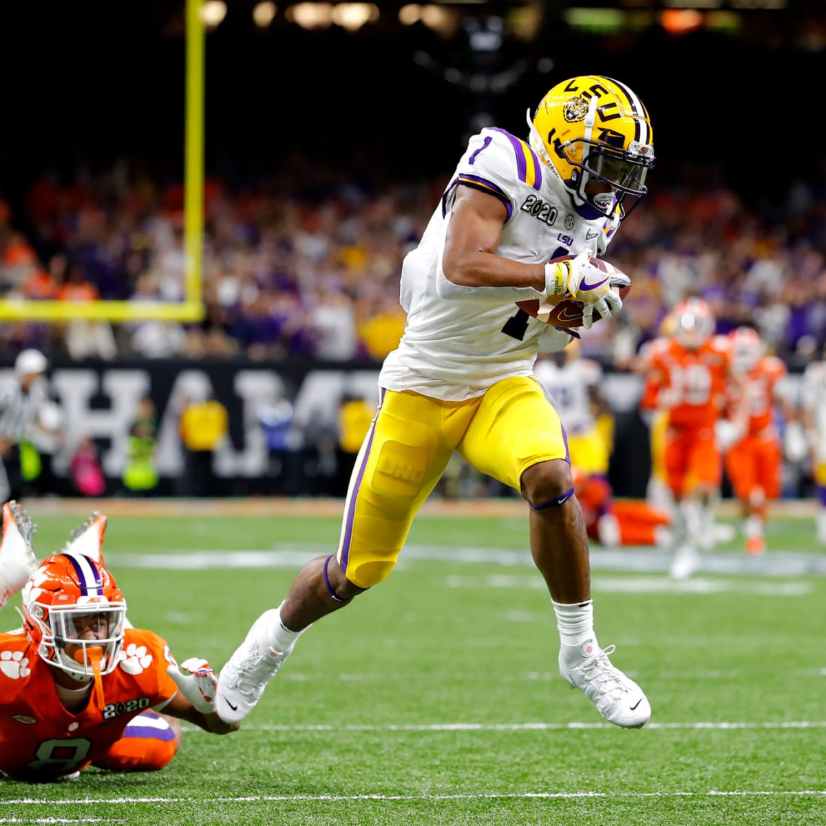 Super Bowl storylines 2022: Ja'Marr Chase, Joe Burrow head to SB56 as  former LSU teammates - DraftKings Network