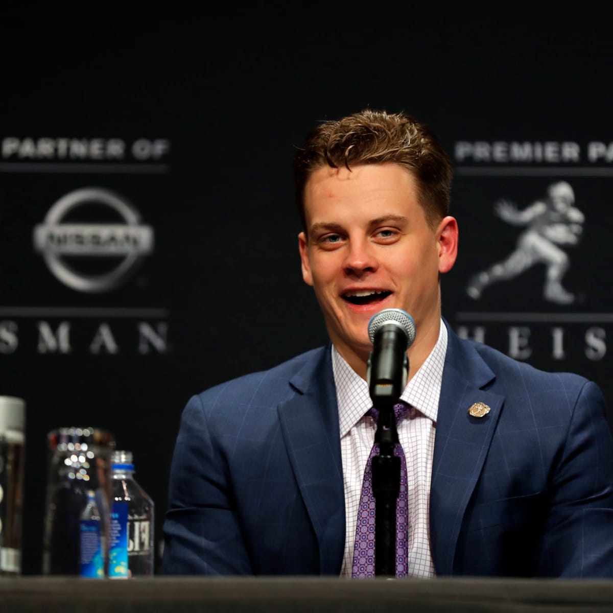 Joe Burrow's Funny Exchange With Reporter Is Going Viral - The Spun: What's  Trending In The Sports World Today