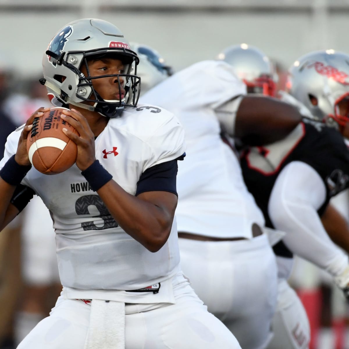 Cam Newton reps Auburn before Sunday's NFL game 