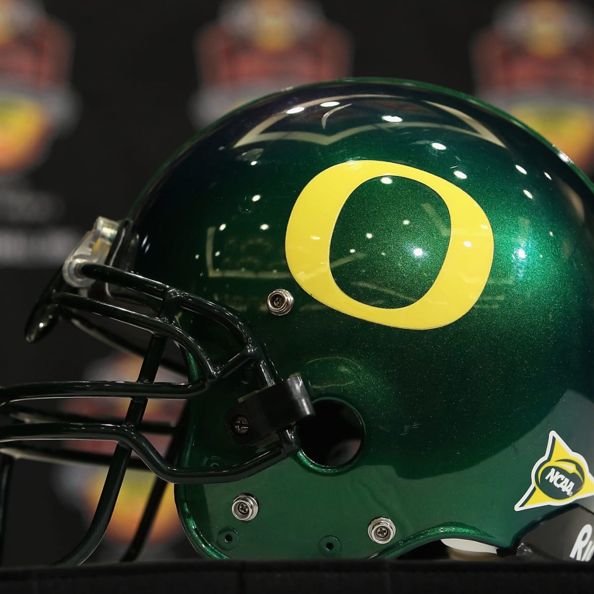 Oregon Ducks Football Announces Uniform Combination for Week 7