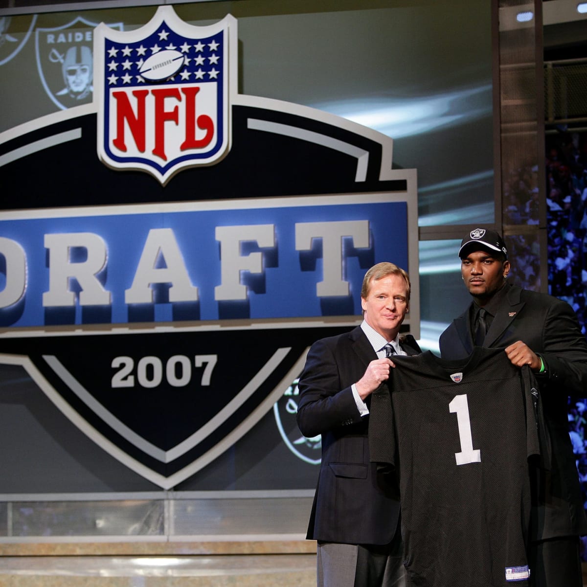 CBS Sports Names Worst No. 1 NFL Draft Pick In Last 20 Years - The Spun:  What's Trending In The Sports World Today