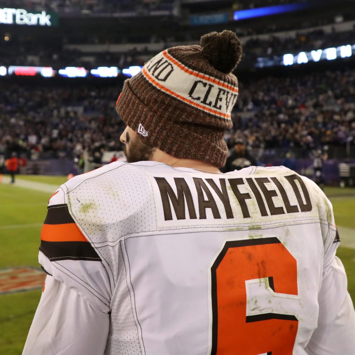 Photo: Browns quarterback Baker Mayfield in MNF against San