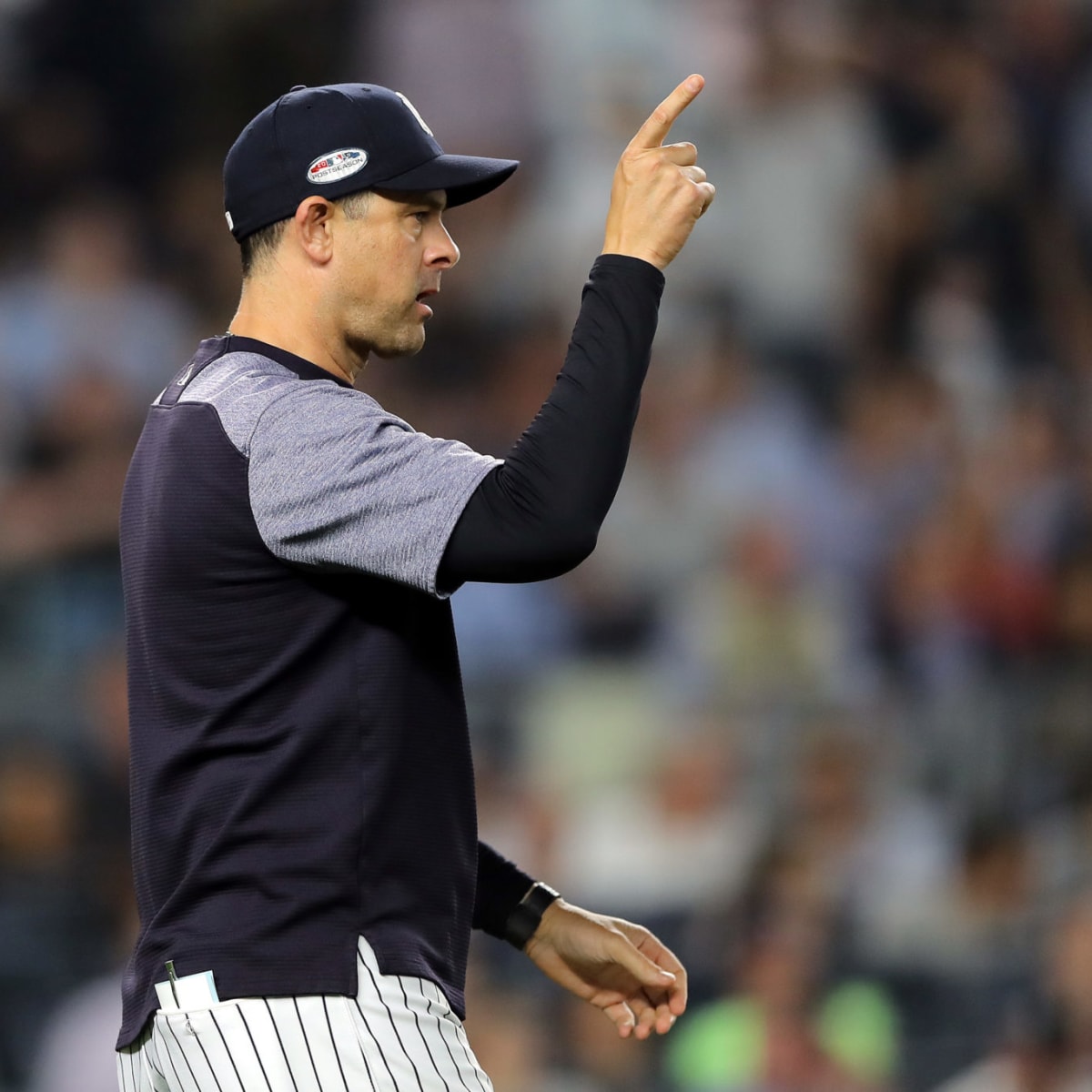 Watch: Aaron Boone ejected for arguing questionable interference