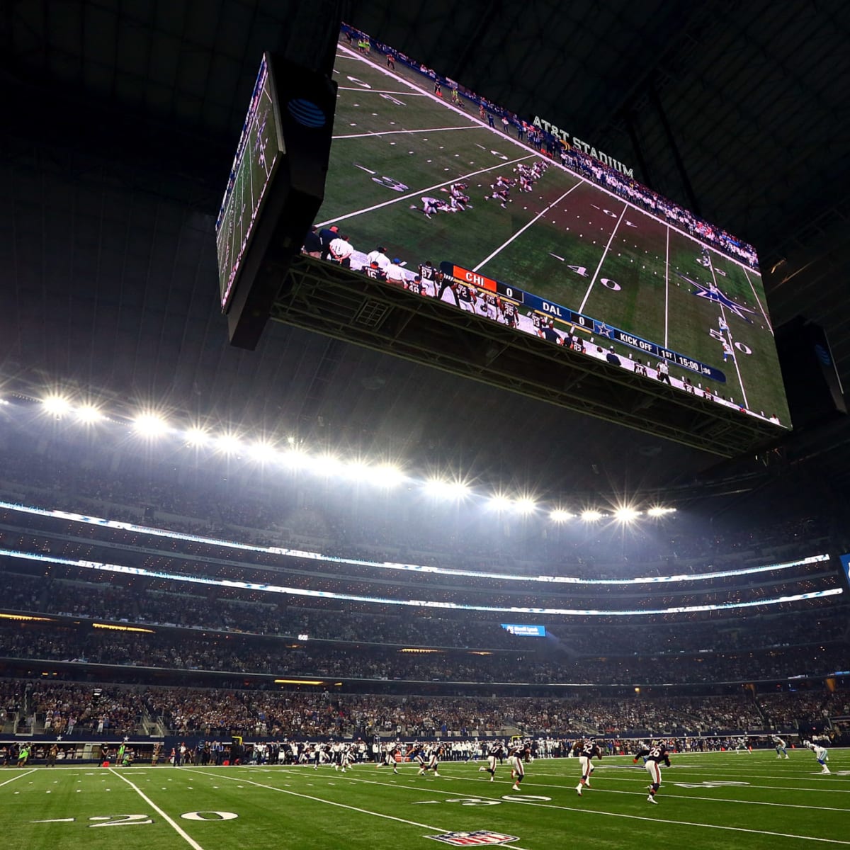 Video: Penn State Kicker Uses AT&T Stadium Jumbotron For Practice