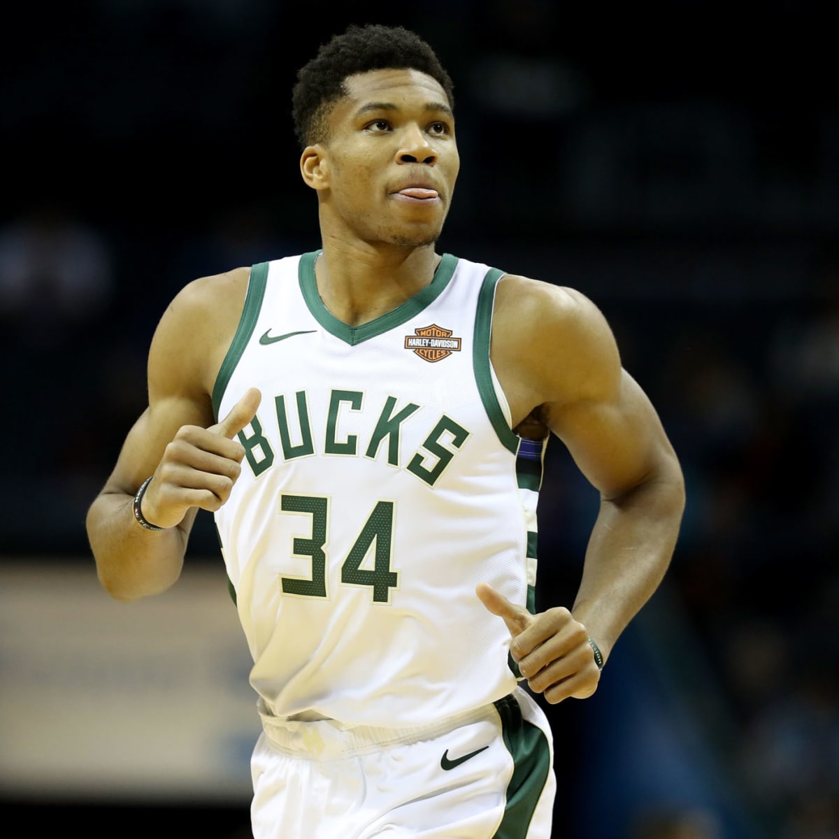 Bucks sign and waive Alex Antetokounmpo, brother of Giannis, in