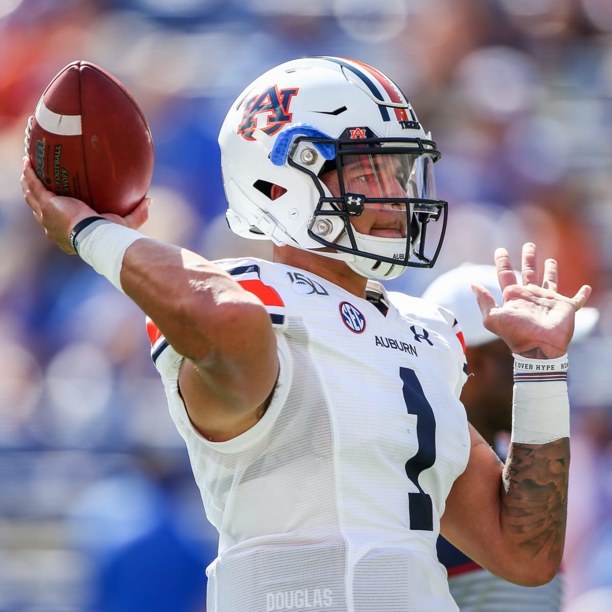 Auburn quarterback Bo Nix announces plans to transfer