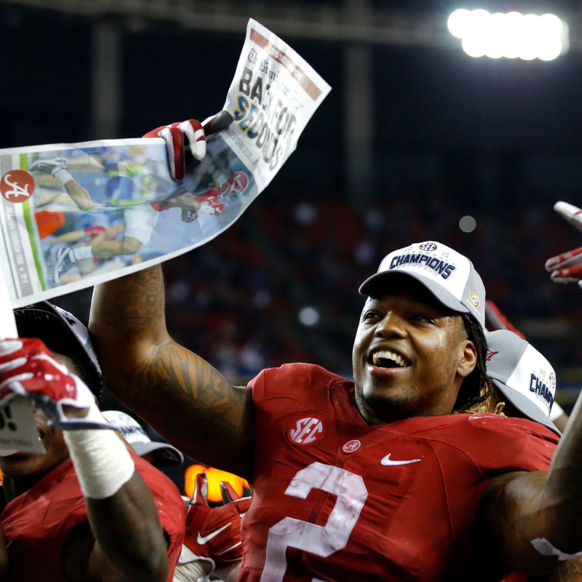 Nike signs Crimson Tide's Derrick Henry, many more from NFL draft - Alabama  News Center