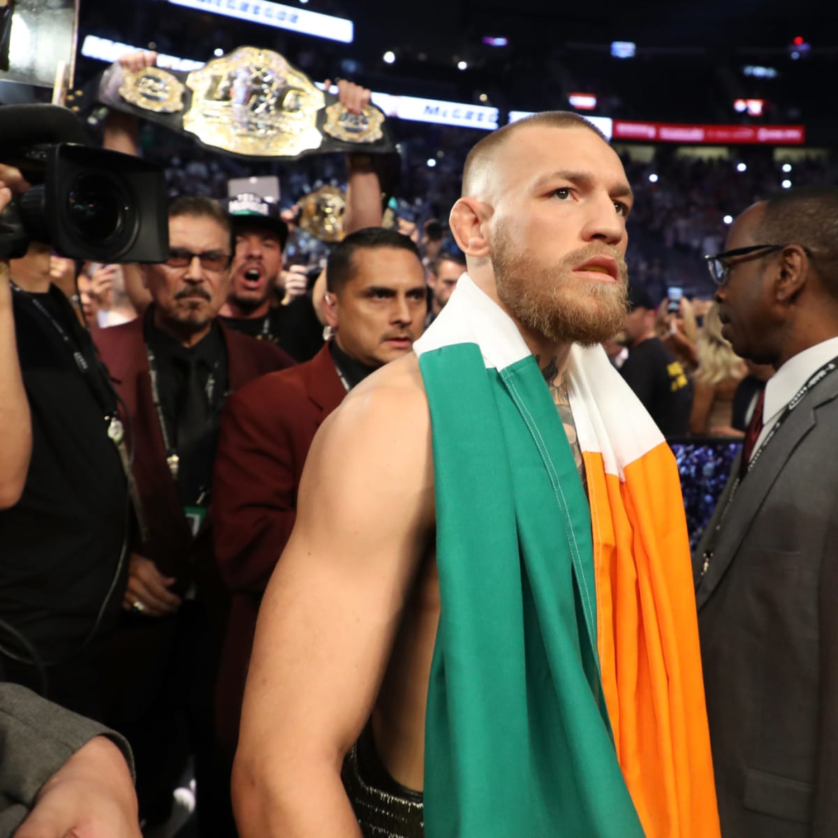 lette minus sådan Sports World Reacts To Tuesday's Conor McGregor Announcement - The Spun:  What's Trending In The Sports World Today