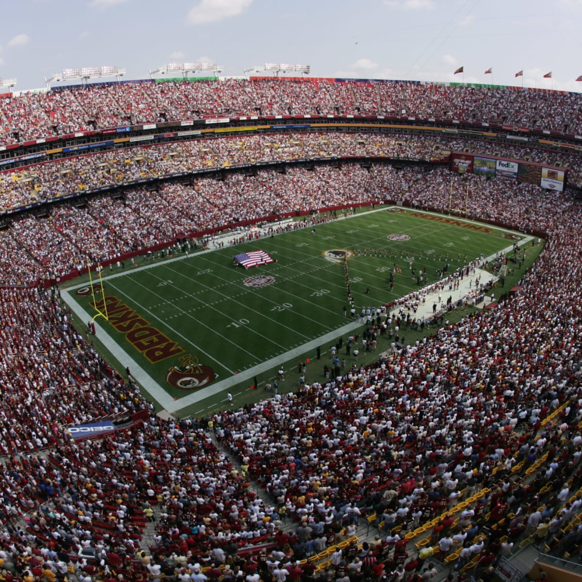 Fedex Field's New HD Video Boards Are In (Pictures) - Hogs Haven