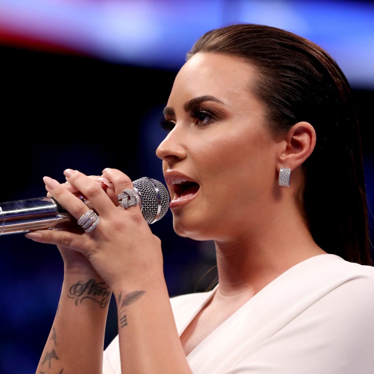 Super Bowl Betting Upheaval: Over/Under on Demi Lovato's National Anthem  Time Nosedives After Rehearsal (Exclusive) - TheWrap