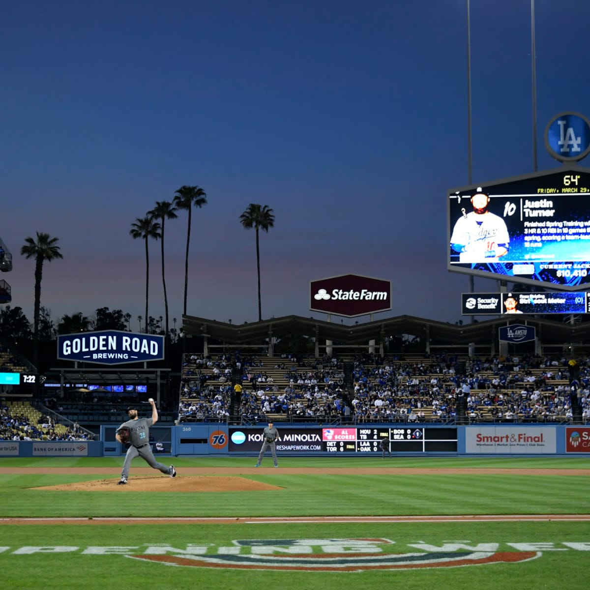 MLB fans divided over home run celebration-turned-brawl