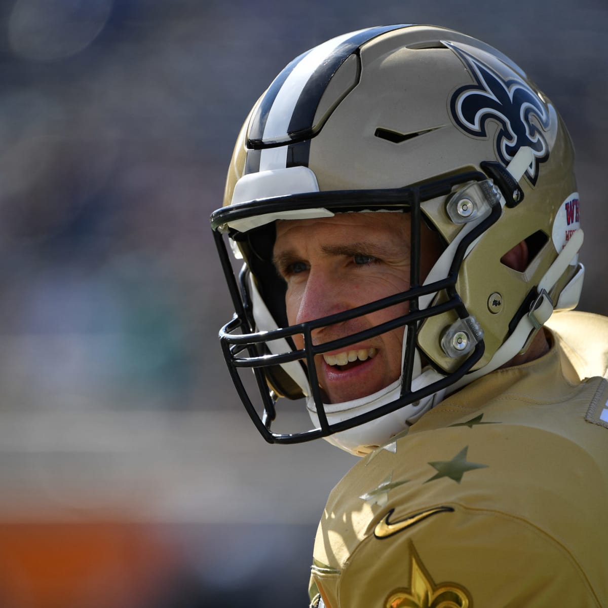 Chargers quarterback Drew Brees in the second half as the San Diego News  Photo - Getty Images