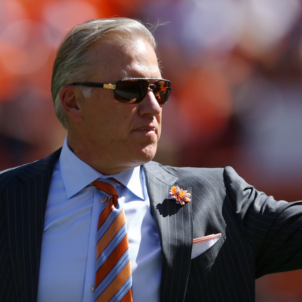 Broncos extend their condolences to the Elway family on the March