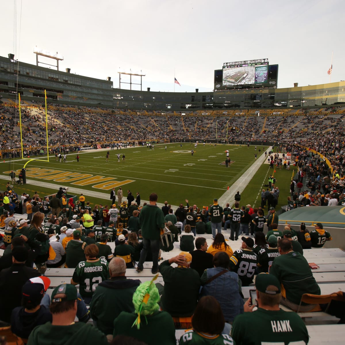 Packers fans from across the pond visit Lambeau