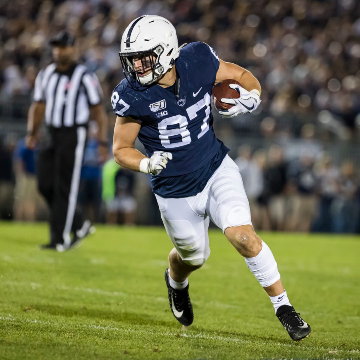 Steelers rookie TE Pat Freiermuth continues to grow following two-touchdown  game