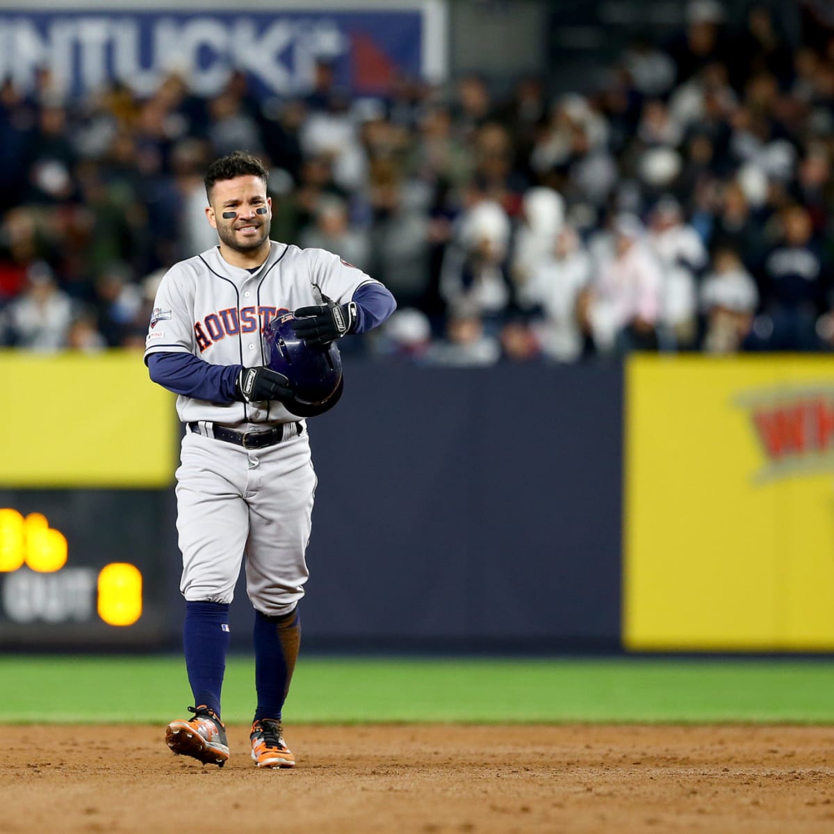 Jose Altuve's shirtless homer celebration: This is what people are saying  about his clutch moment against the Yankees