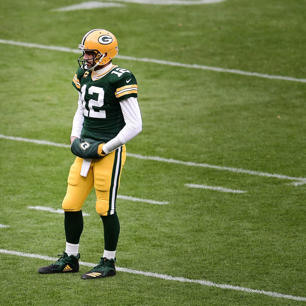 Green Bay, WI, USA. 15th Nov, 2020. Green Bay Packers quarterback Aaron  Rodgers #12 talks with the FOX Sports after the NFL Football game between  the Jacksonville Jaguars and the Green Bay