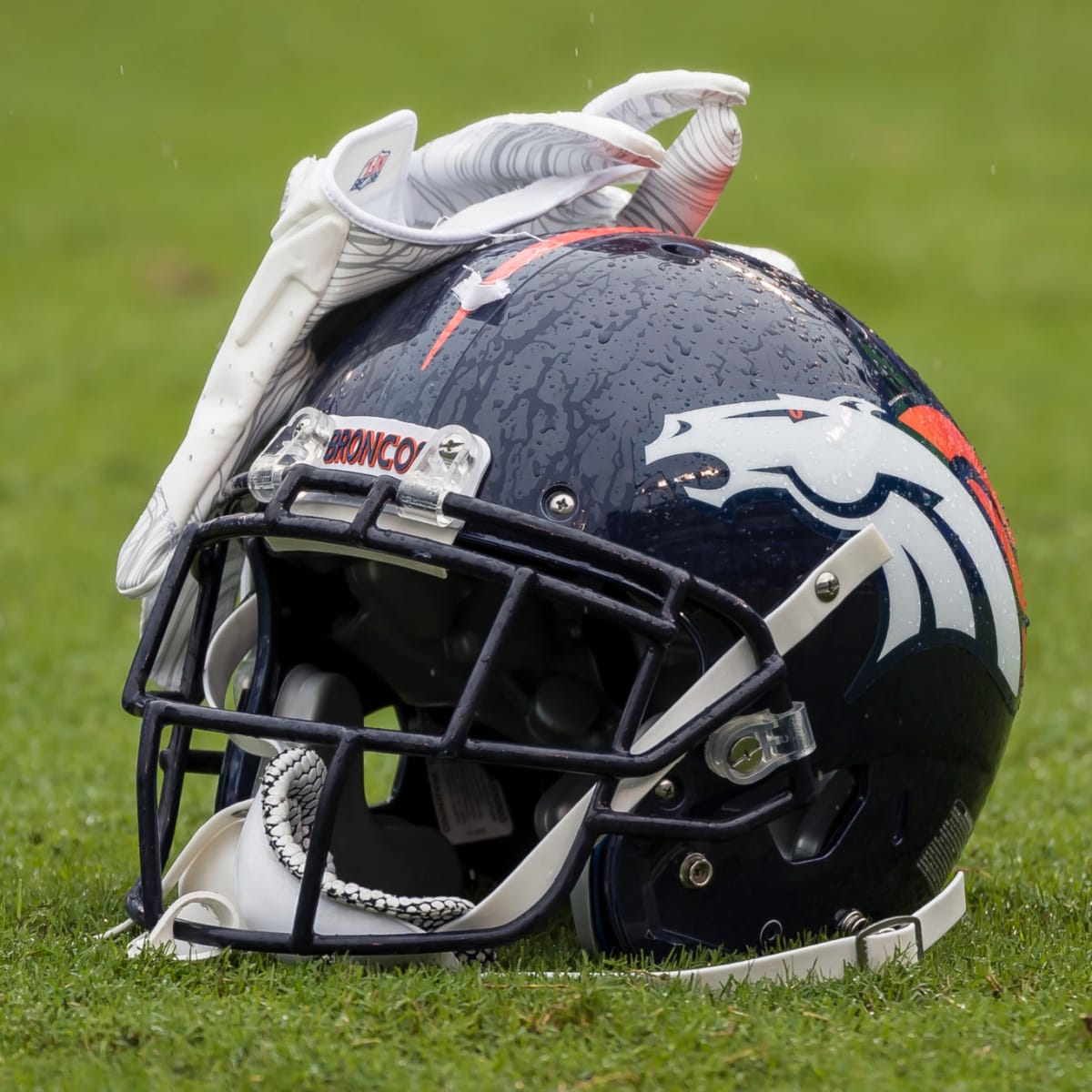 NFL rumors: Broncos could trade wide receiver