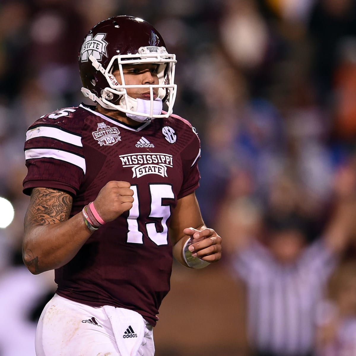 Dak Prescott wished Mississippi State players good luck before