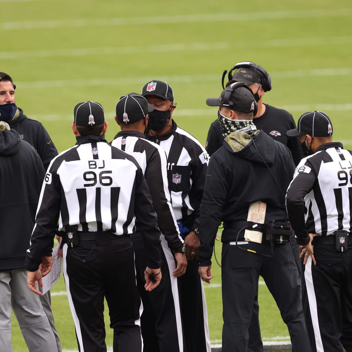 Watch Mike Vrabel, John Harbaugh Joke About Fighting Each Other Before  Ravens-Titans 