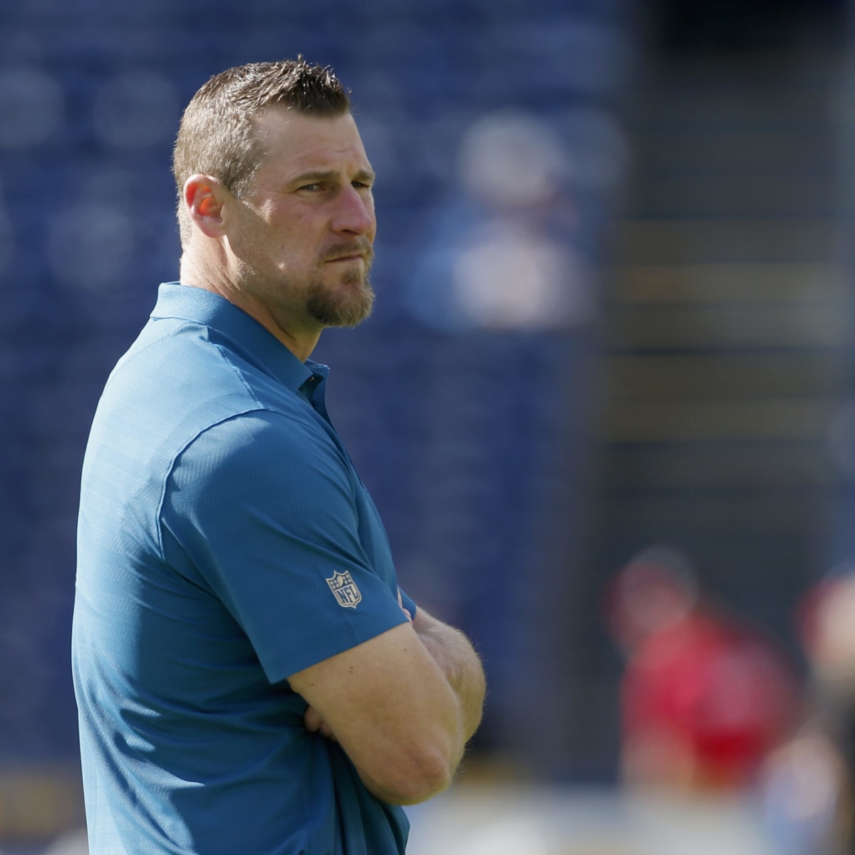 Lions hire Saints tight ends coach Dan Campbell as head coach